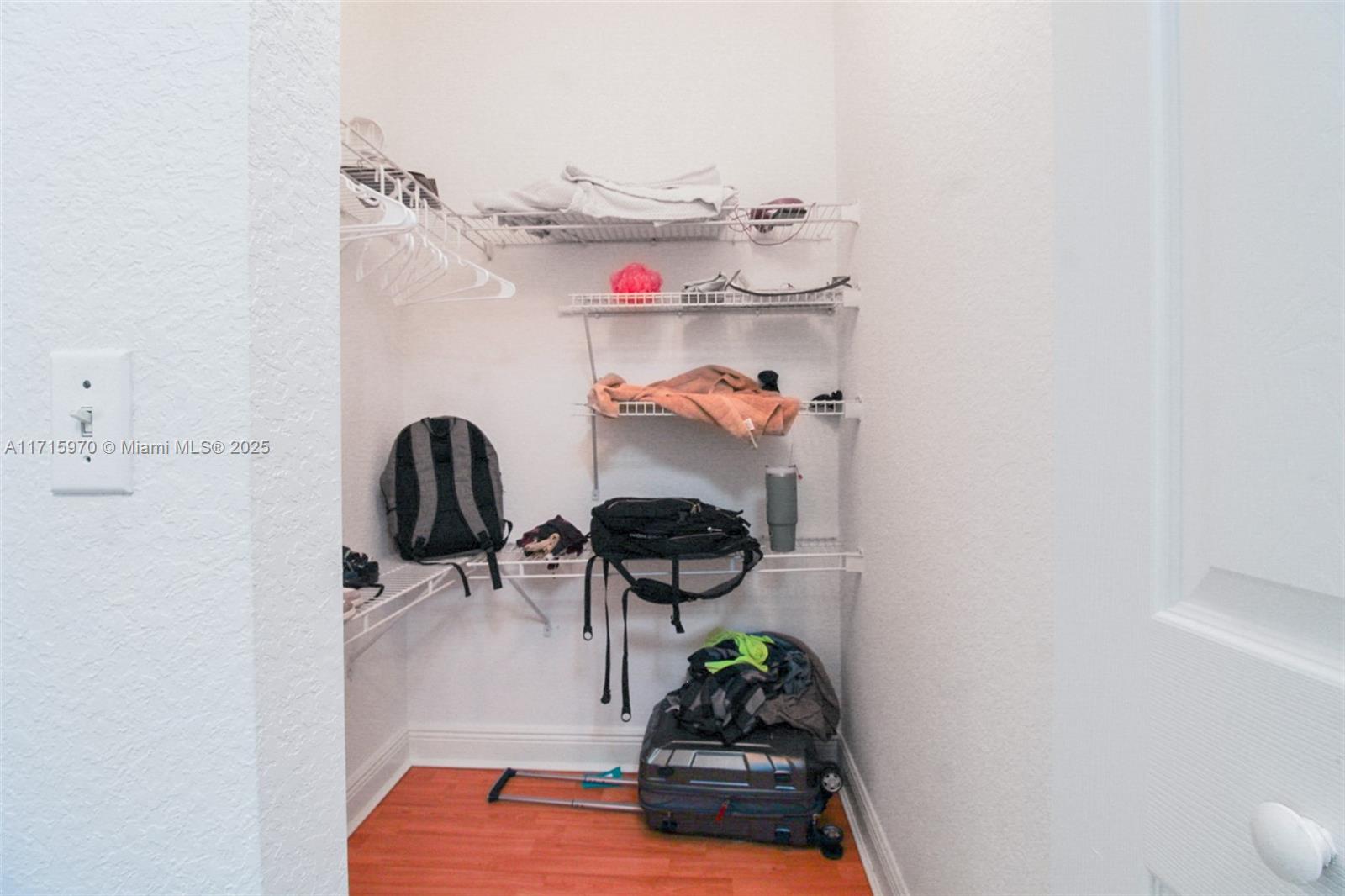 KINGS POINT COMMERCIAL PA - Residential