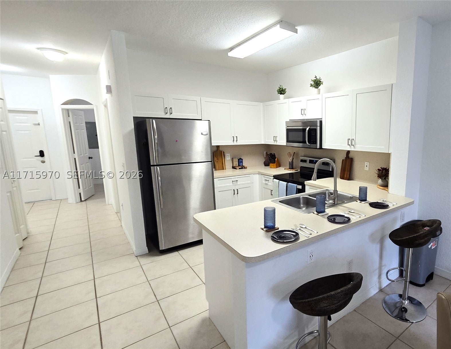 7854 Catalina Cir