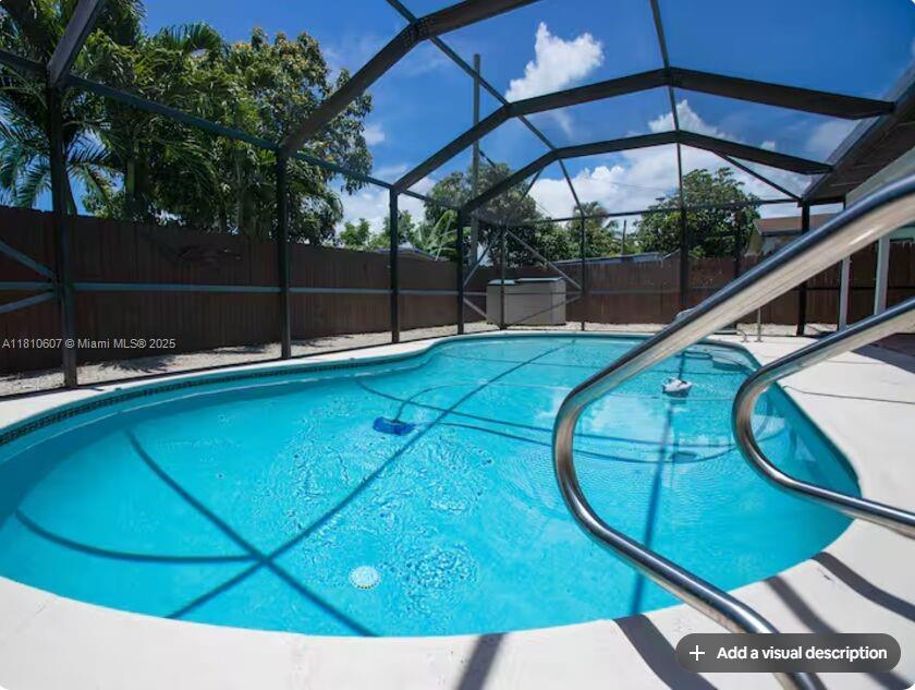 7650 Nw 33rd St, Davie, Broward County, Florida - 4 Bedrooms  
2 Bathrooms - 
