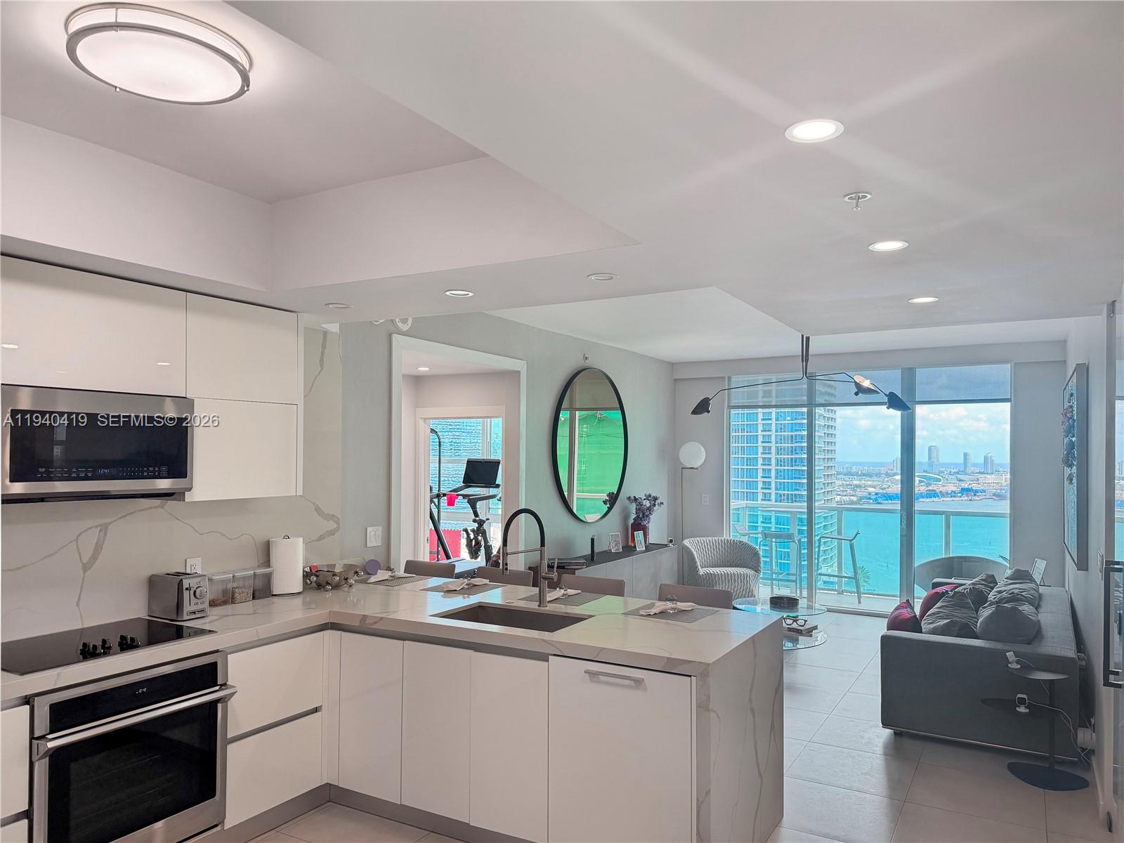 BRICKELL ON THE RIVER N T - Residential Lease