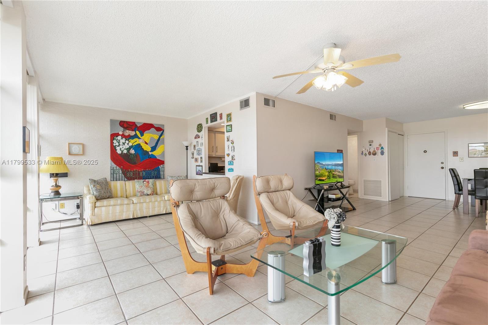 DESOTO PARK CONDO - Residential Lease