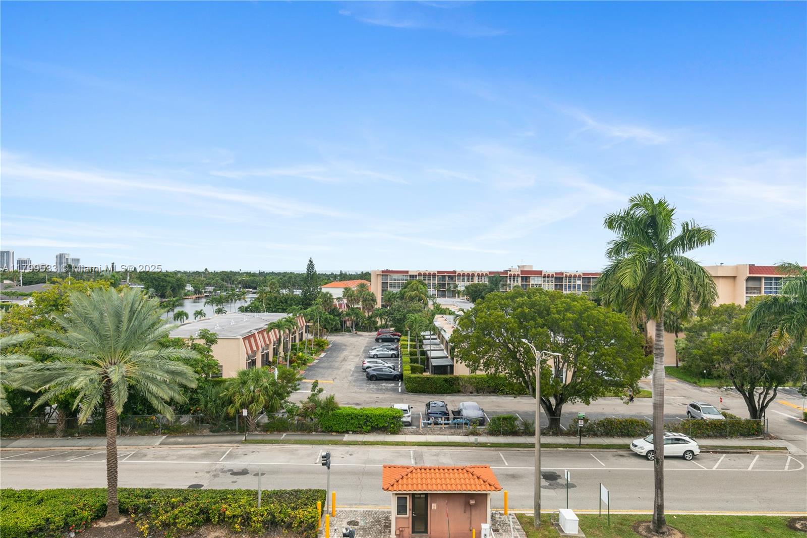 DESOTO PARK CONDO - Residential Lease