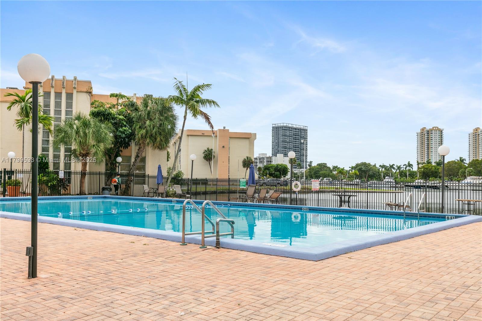 DESOTO PARK CONDO - Residential Lease