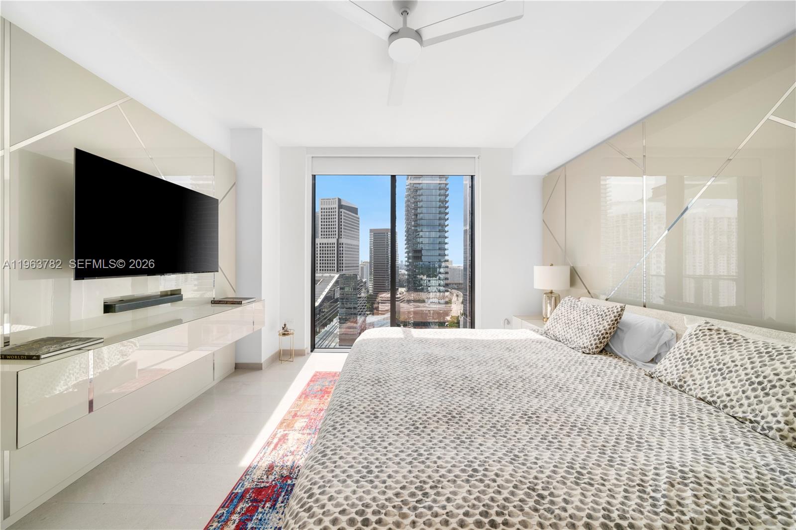 RISE CONDO - Residential