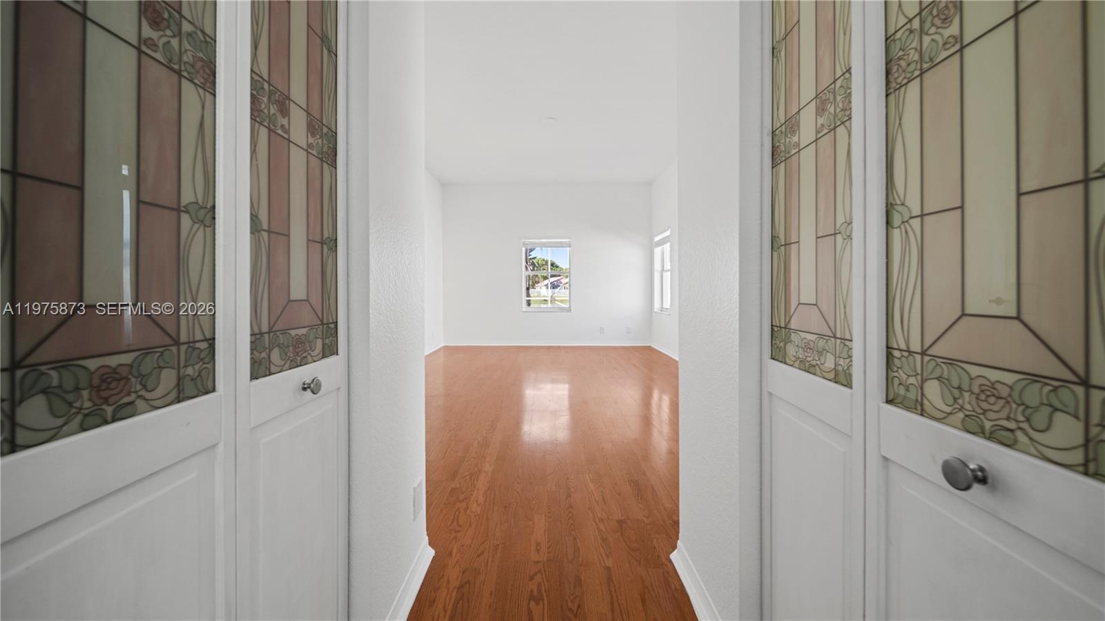 DIAMOND CAY - Residential Lease