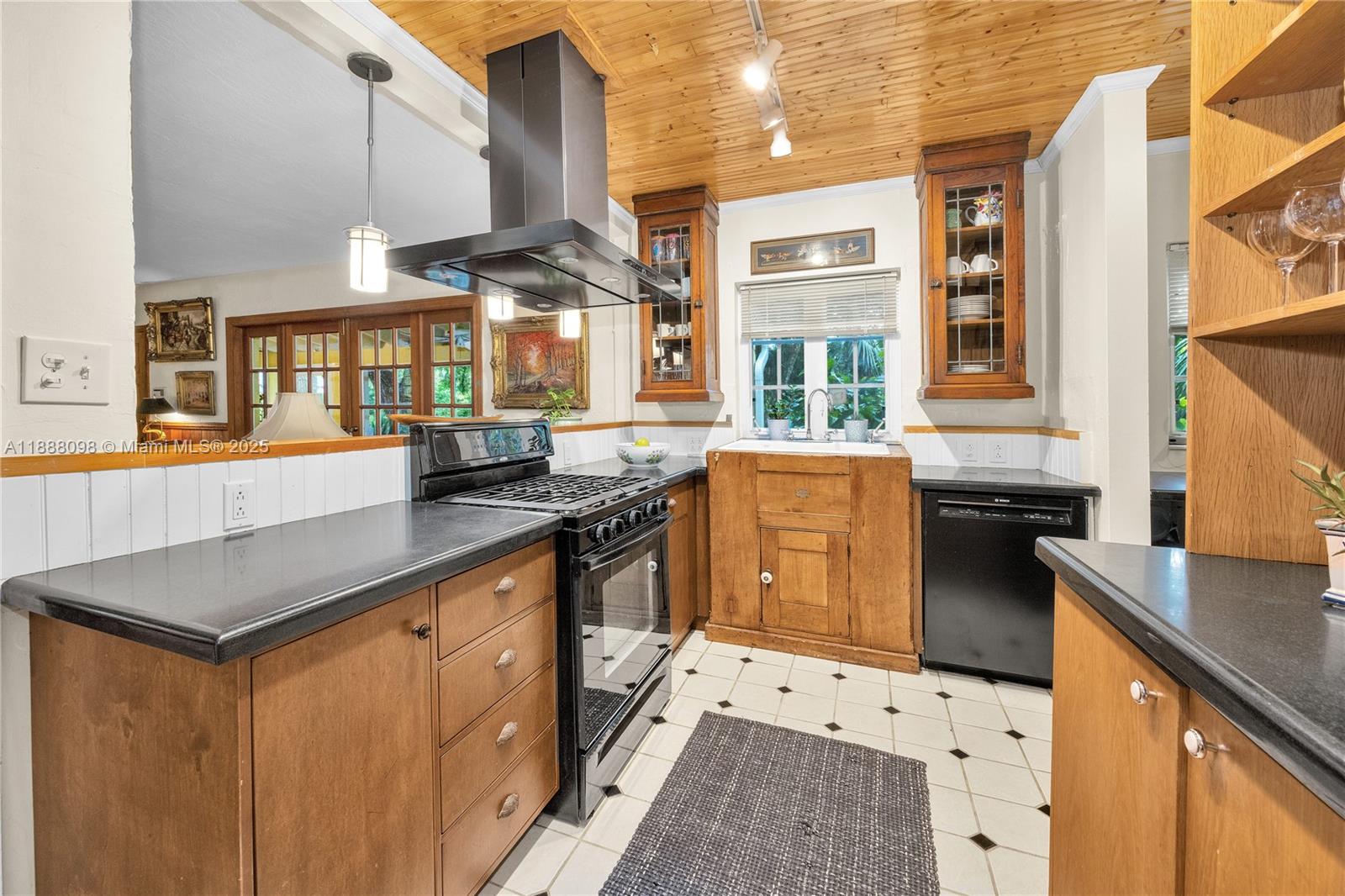 ALTA TERRA HGTS - Residential