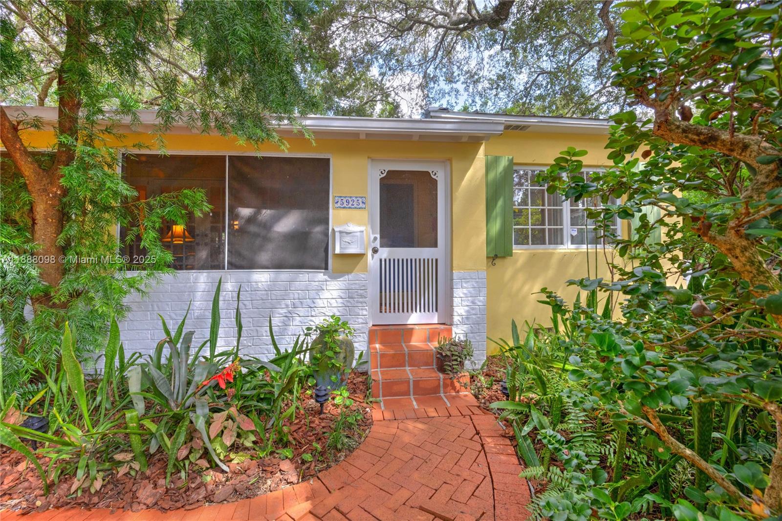 ALTA TERRA HGTS - Residential