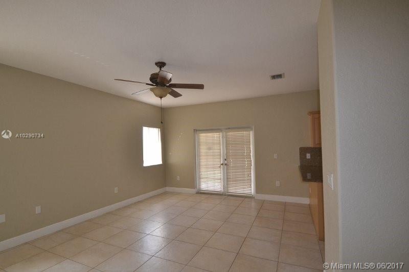 ROYAL GARDEN ESTATES - Residential Lease