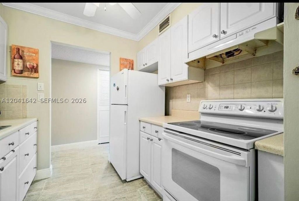 Photo of 250 NE 20th St #3030, Boca Raton, FL 33431 (MLS # A12041642)