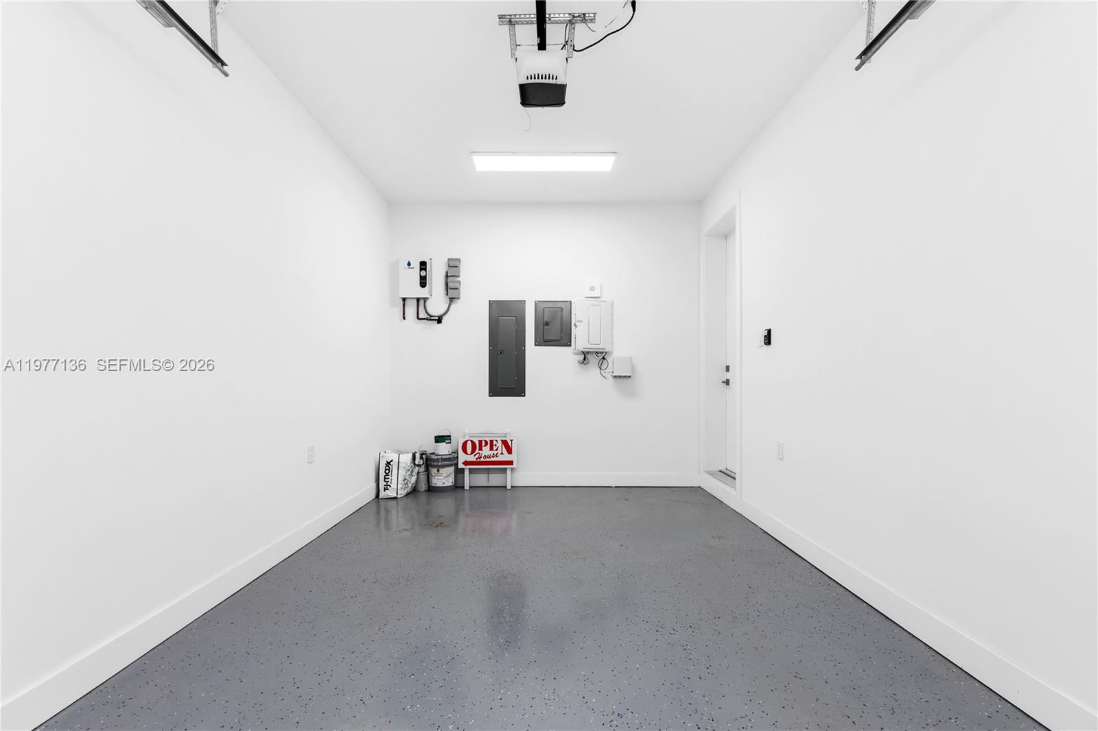 PALMHURST - Residential