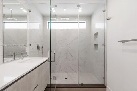 Tiny photo for 3047 Elizabeth St #3047, Miami, FL 33133 (MLS # A11977136)