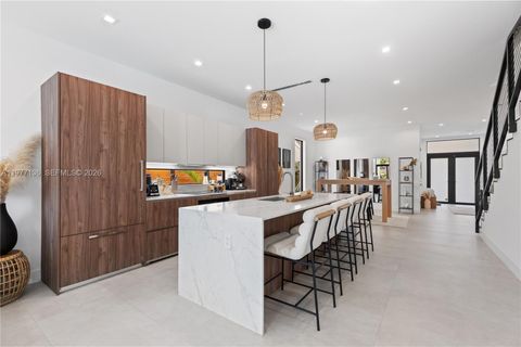 Tiny photo for 3047 Elizabeth St #3047, Miami, FL 33133 (MLS # A11977136)