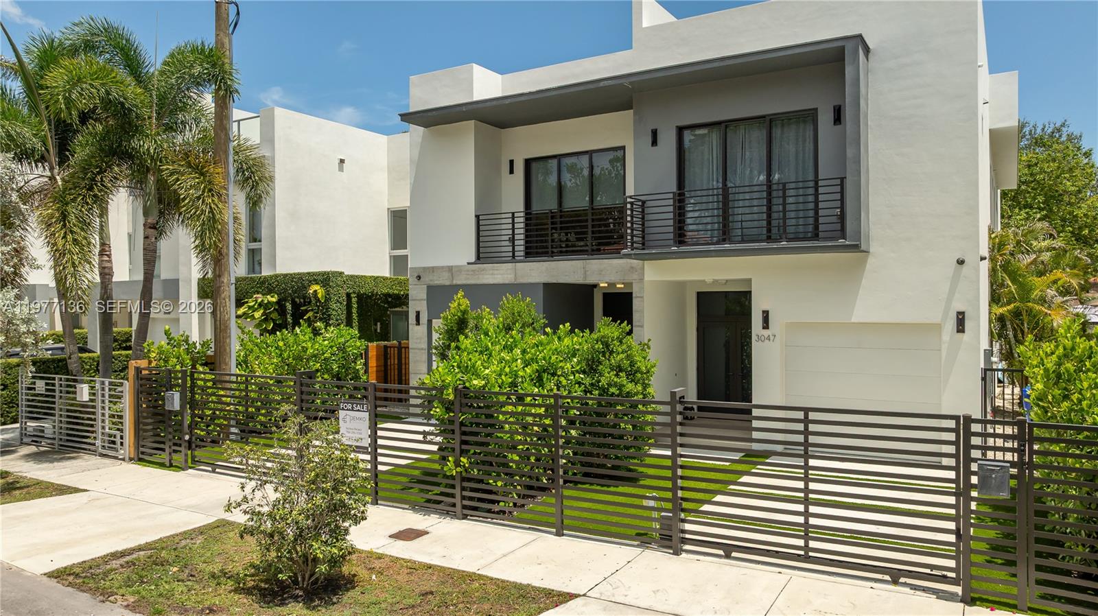 PALMHURST - Residential