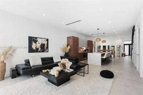 Tiny photo for 3047 Elizabeth St #3047, Miami, FL 33133 (MLS # A11977136)