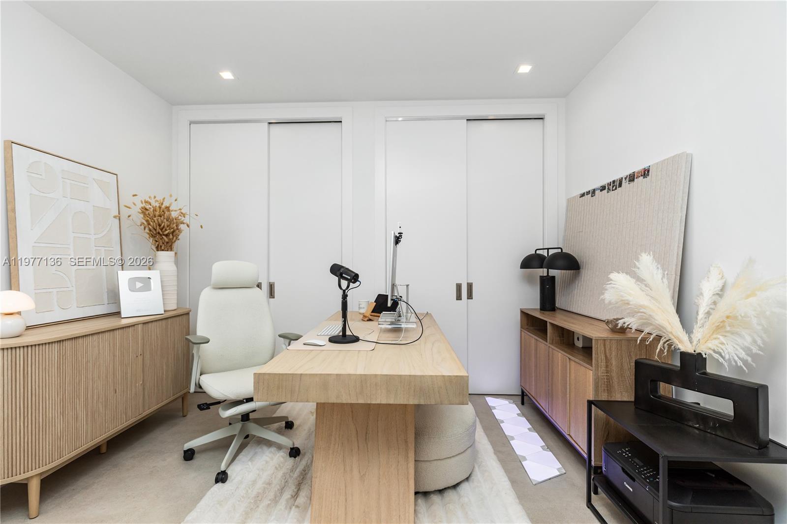 PALMHURST - Residential