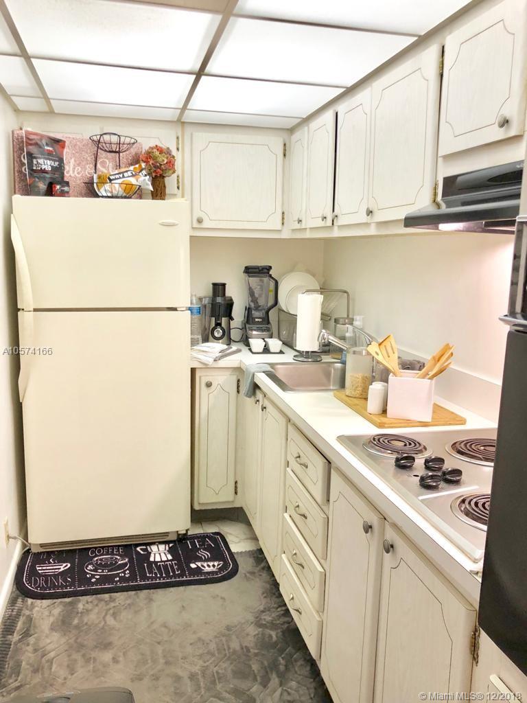 MIRADOR 1000 CONDO - Residential