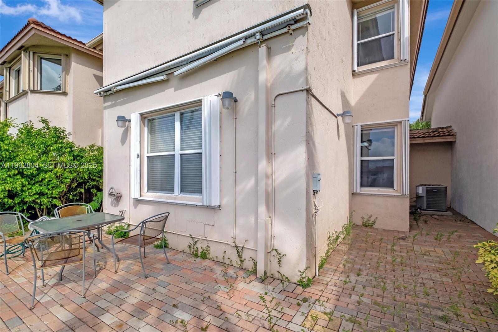 DORAL ISLES MARTINIQUE - Residential Lease