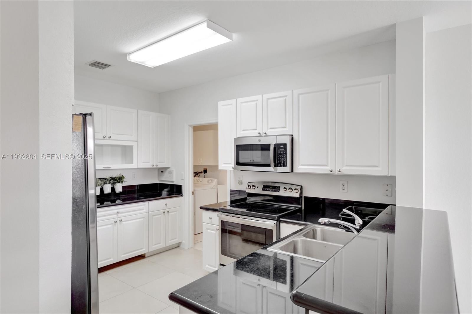 DORAL ISLES MARTINIQUE - Residential Lease