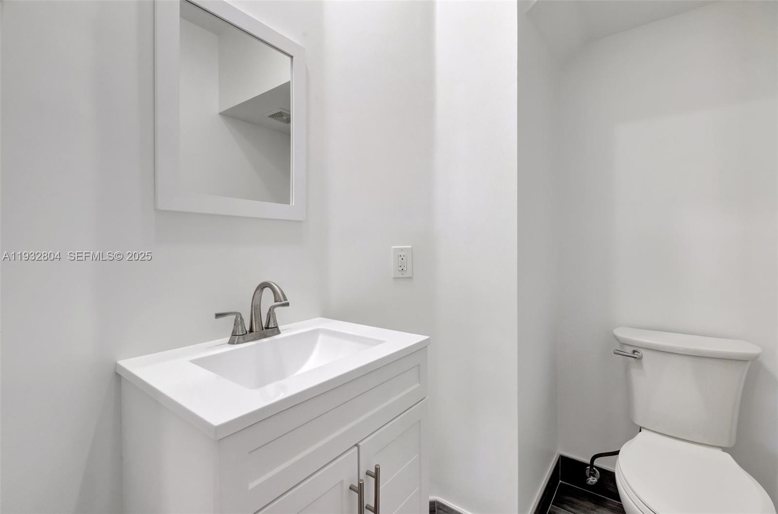 DORAL ISLES MARTINIQUE - Residential Lease