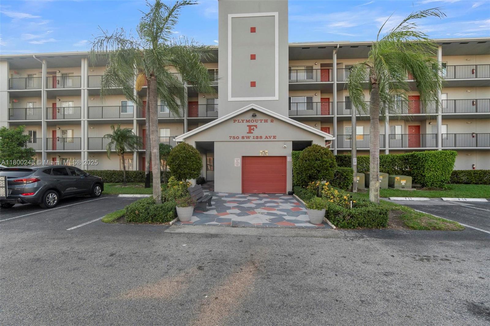 Property for Sale at 750 Sw 138th Ave 210F, Pembroke Pines, Miami-Dade County, Florida - Bedrooms: 2 
Bathrooms: 2  - $225,000
