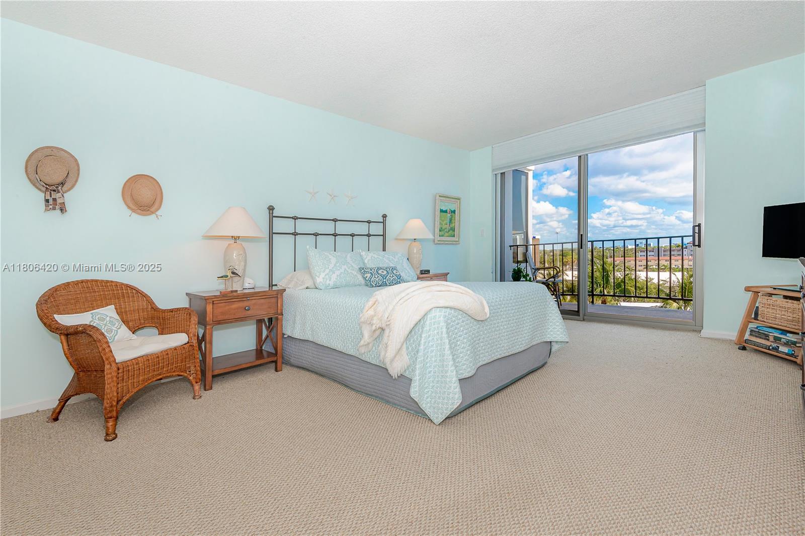 RIDGEVIEW TOWERS CONDO - Residential