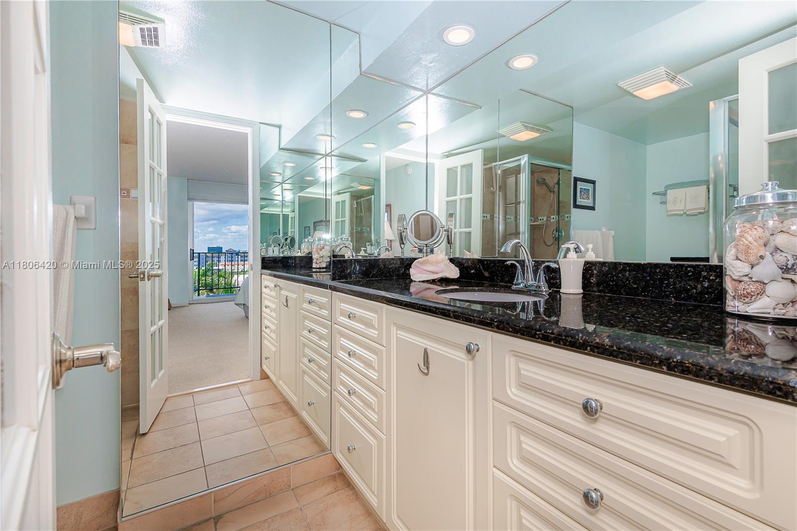 RIDGEVIEW TOWERS CONDO - Residential