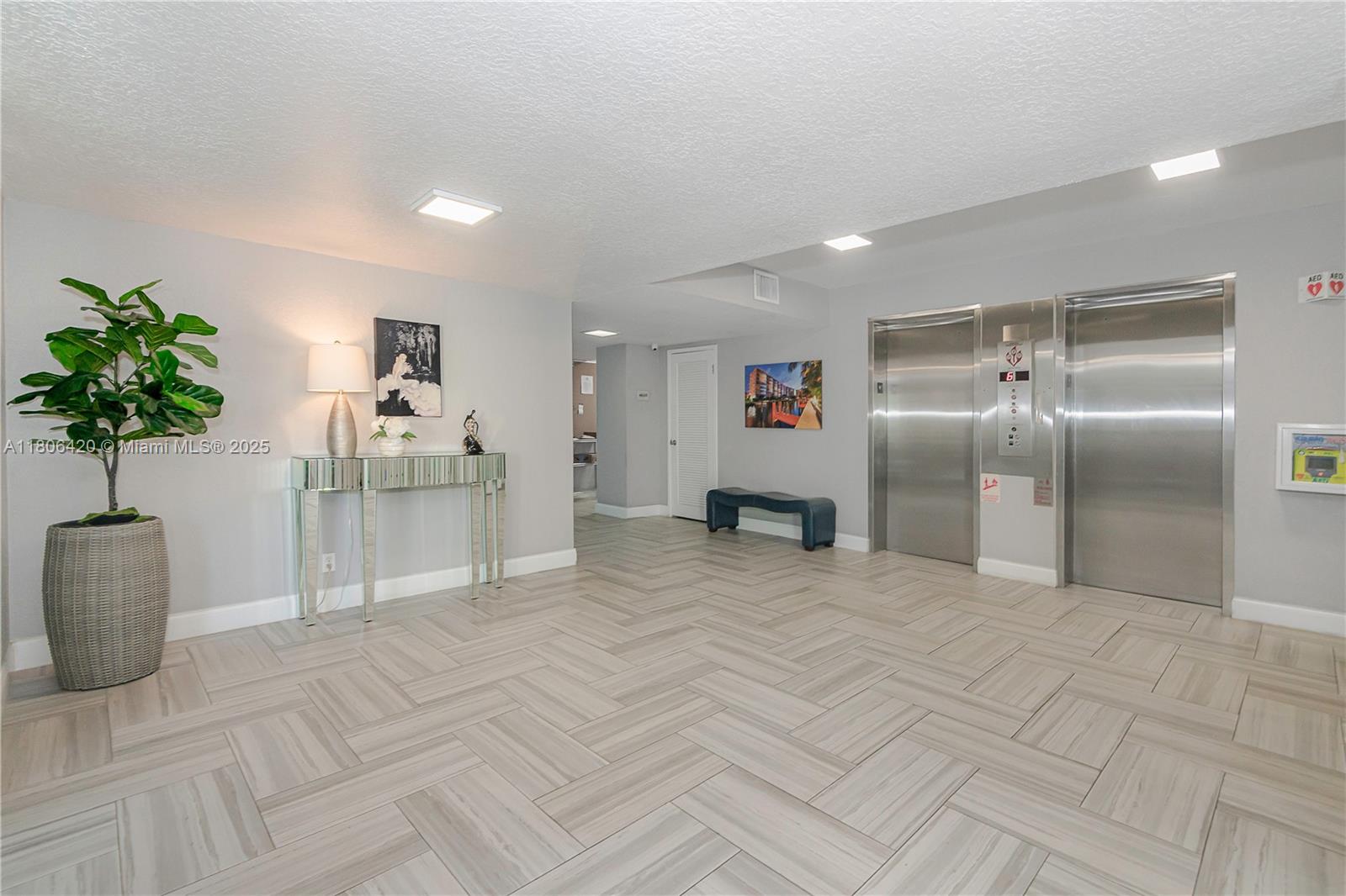 RIDGEVIEW TOWERS CONDO - Residential