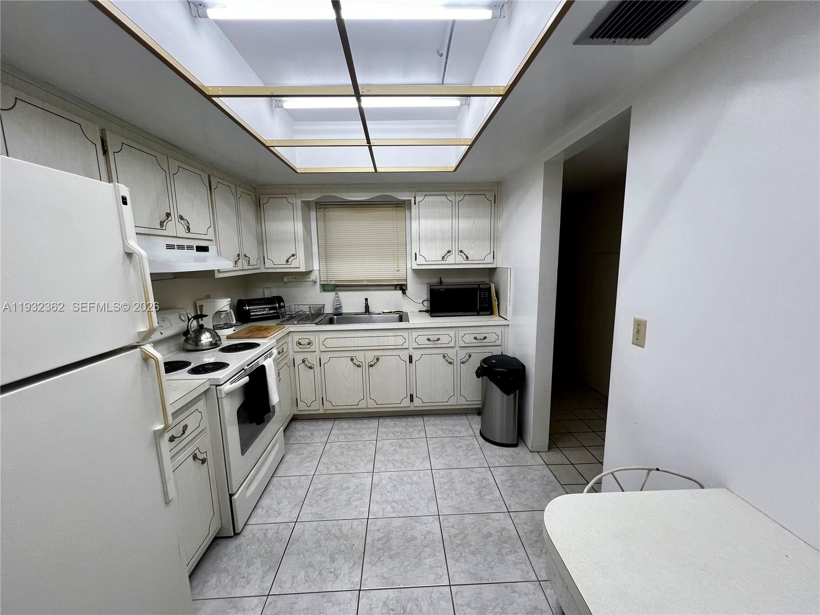 WESTCHESTER ARMS CO-OP - Residential