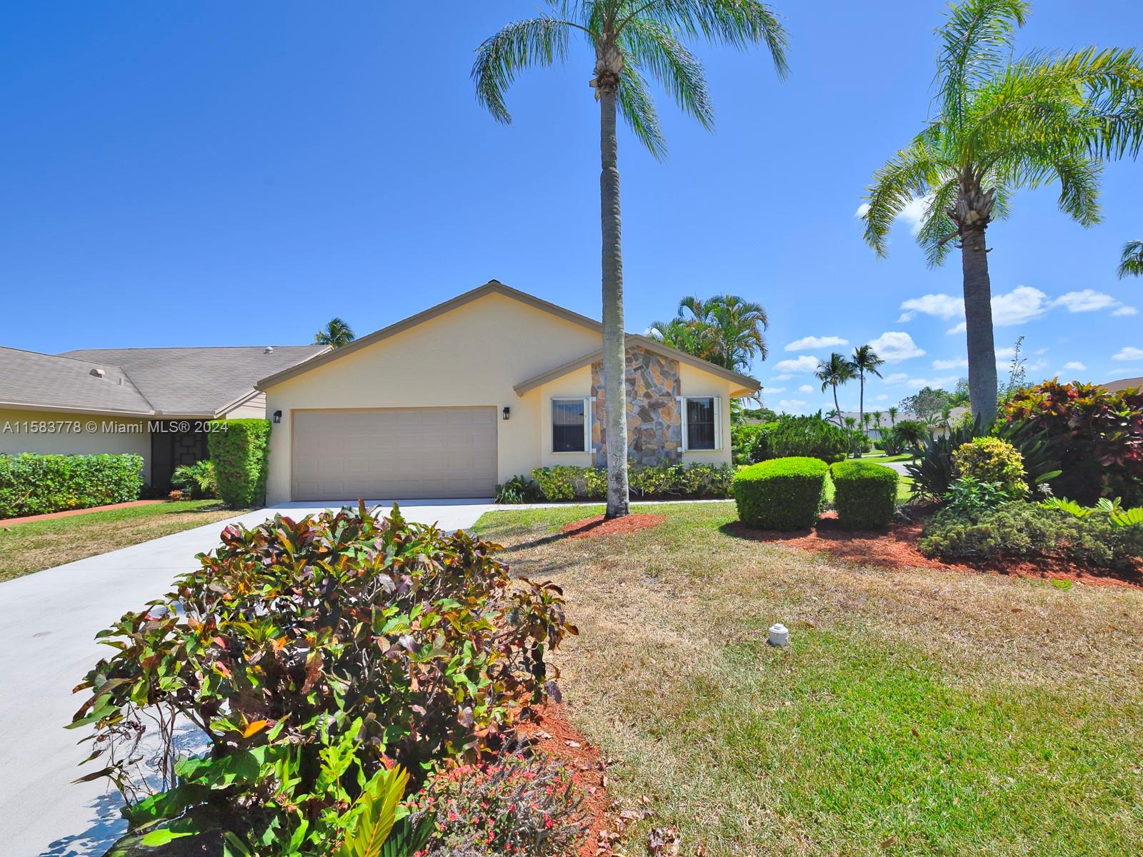 Property for Sale at 2622 Nw 13 St St, Delray Beach, Broward County, Florida - Bedrooms: 3 
Bathrooms: 2  - $499,900