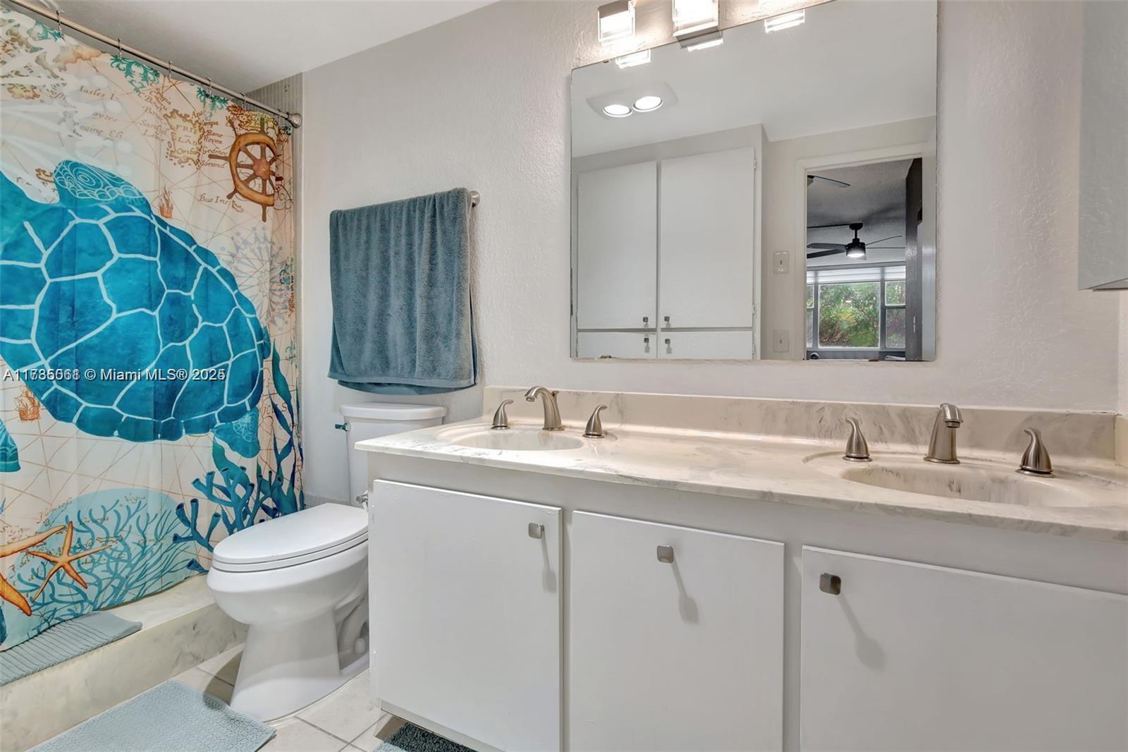 HILLCREST EAST NO 25 COND - Residential