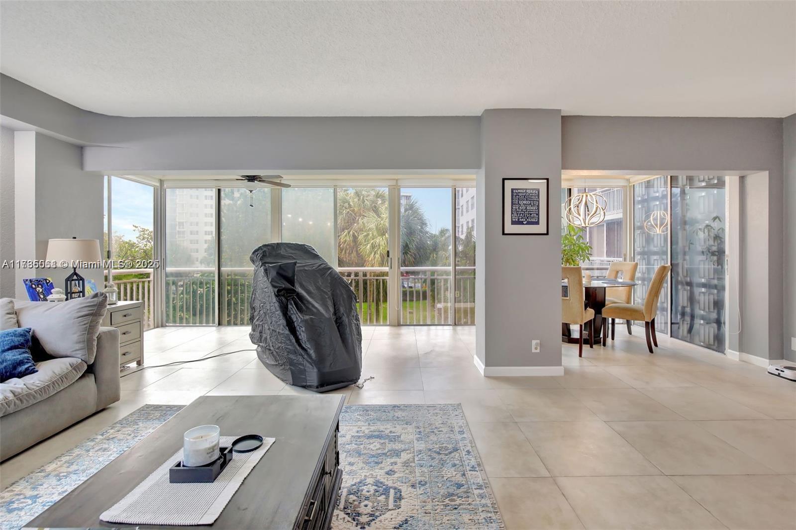HILLCREST EAST NO 25 COND - Residential