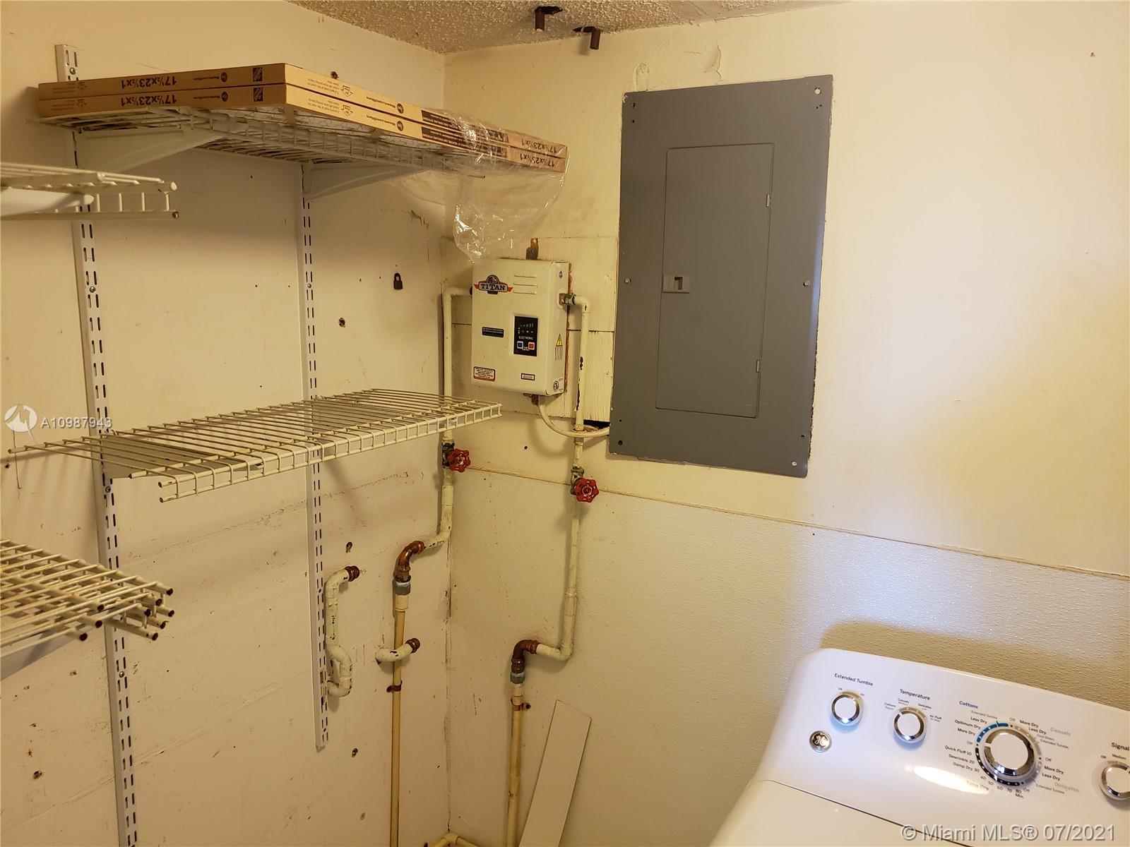 SPANISH VILLAS CONDO - Residential