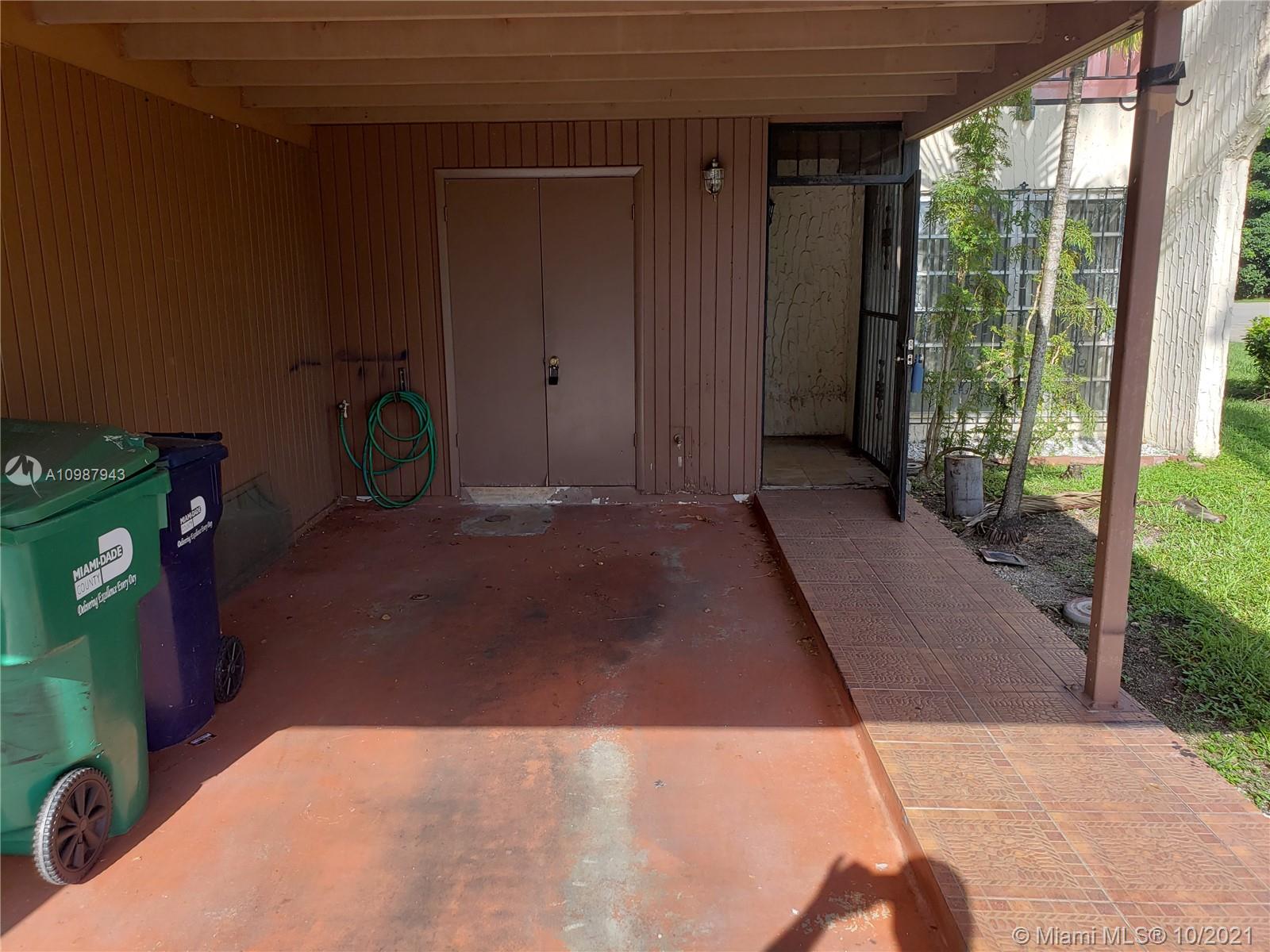 SPANISH VILLAS CONDO - Residential