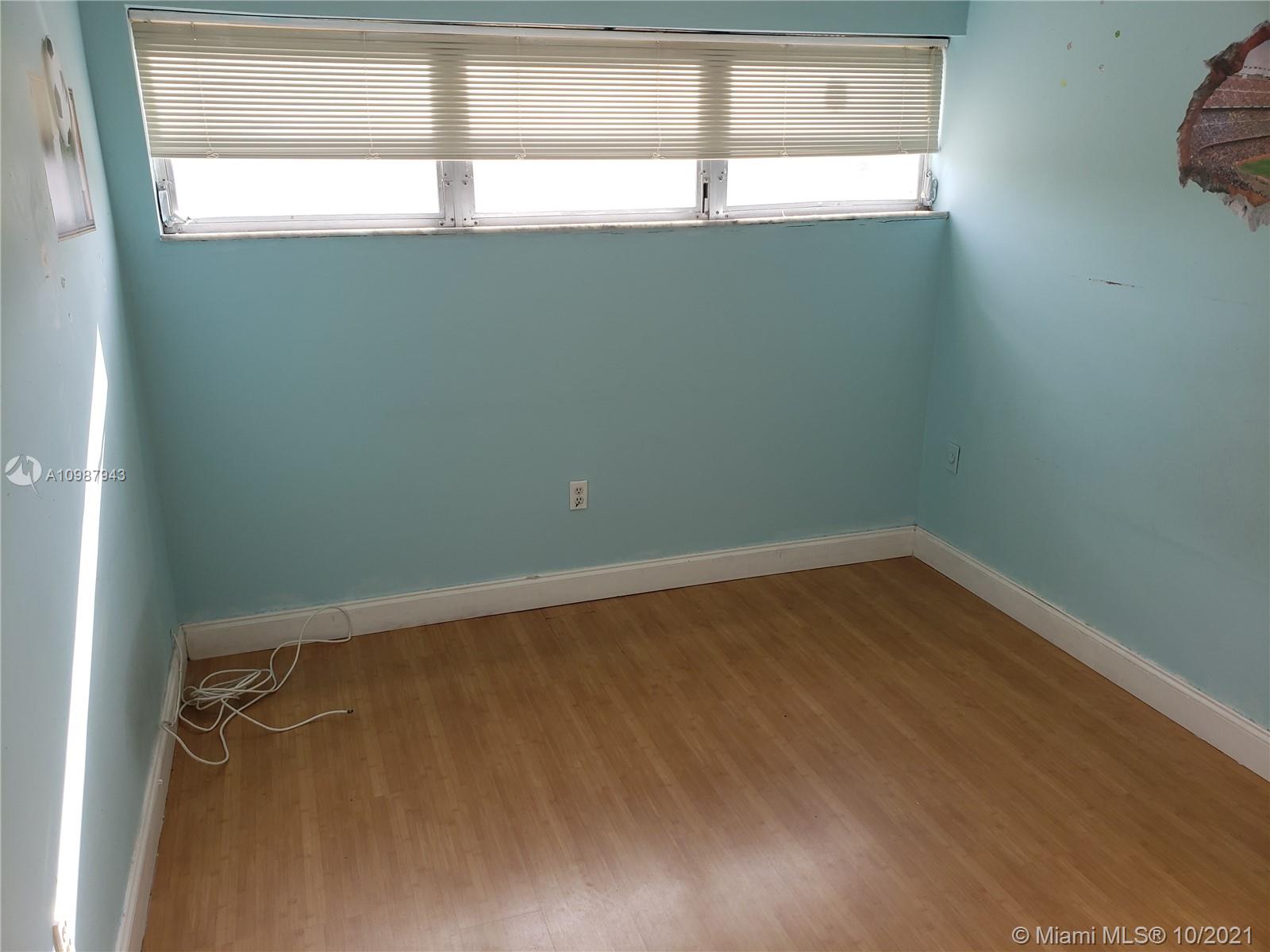 SPANISH VILLAS CONDO - Residential