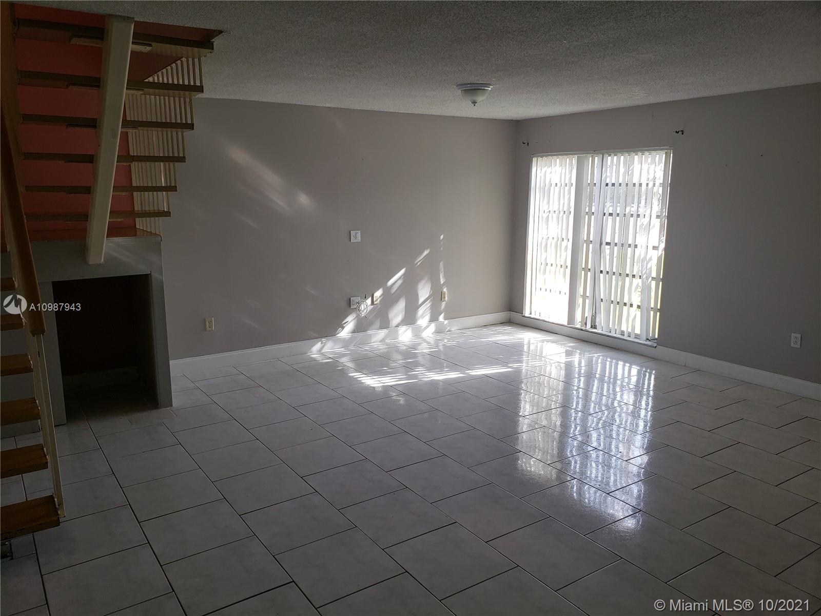 SPANISH VILLAS CONDO - Residential