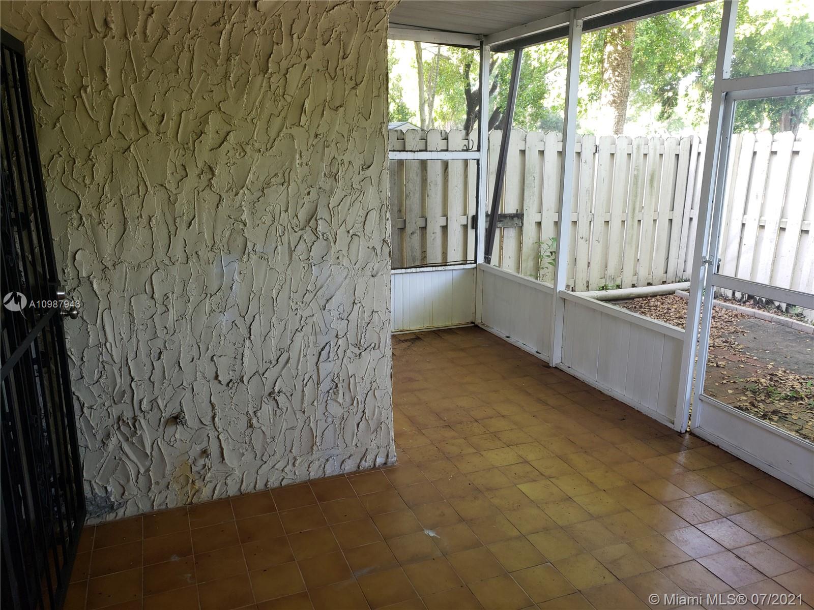 SPANISH VILLAS CONDO - Residential