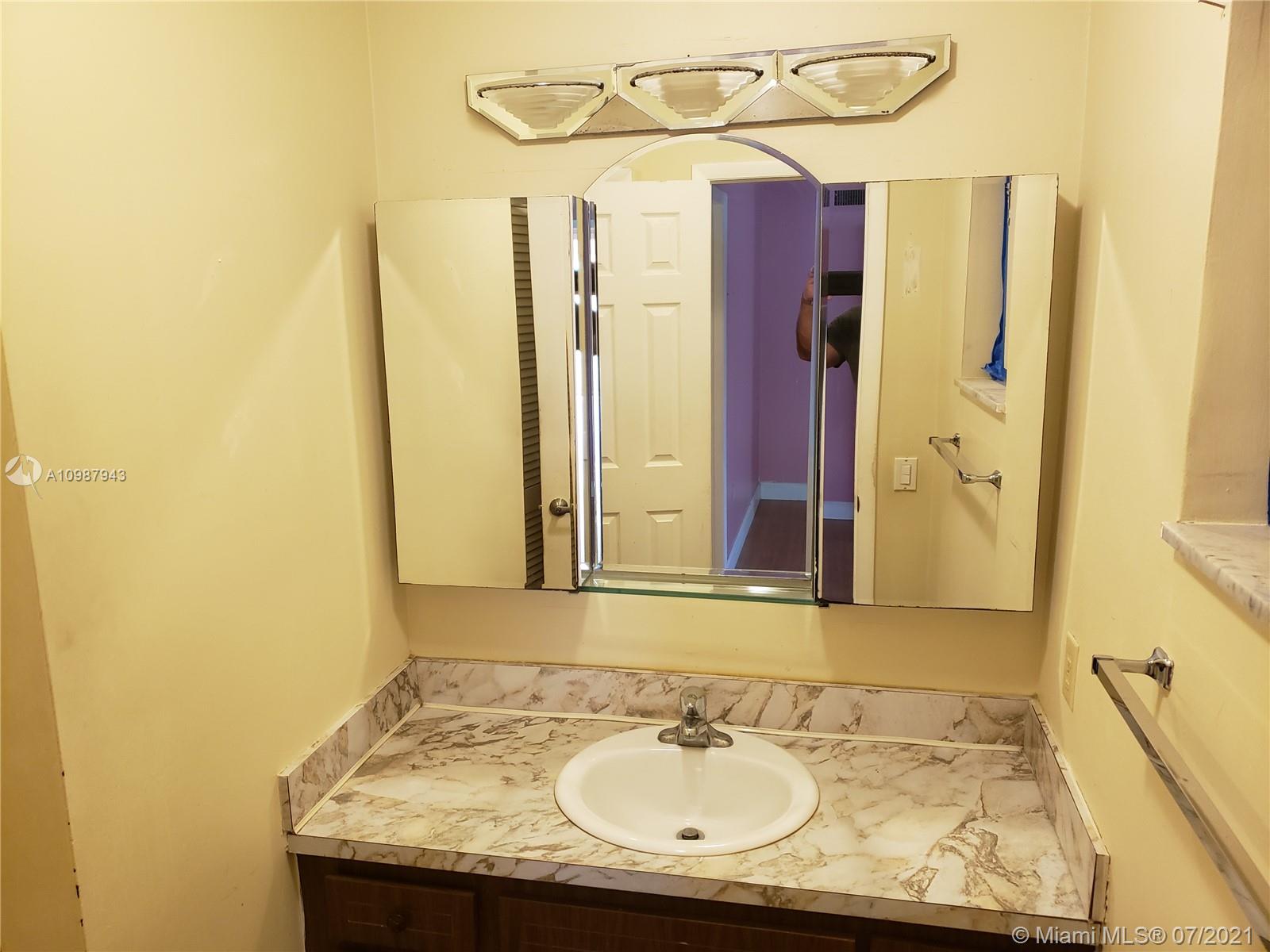 SPANISH VILLAS CONDO - Residential