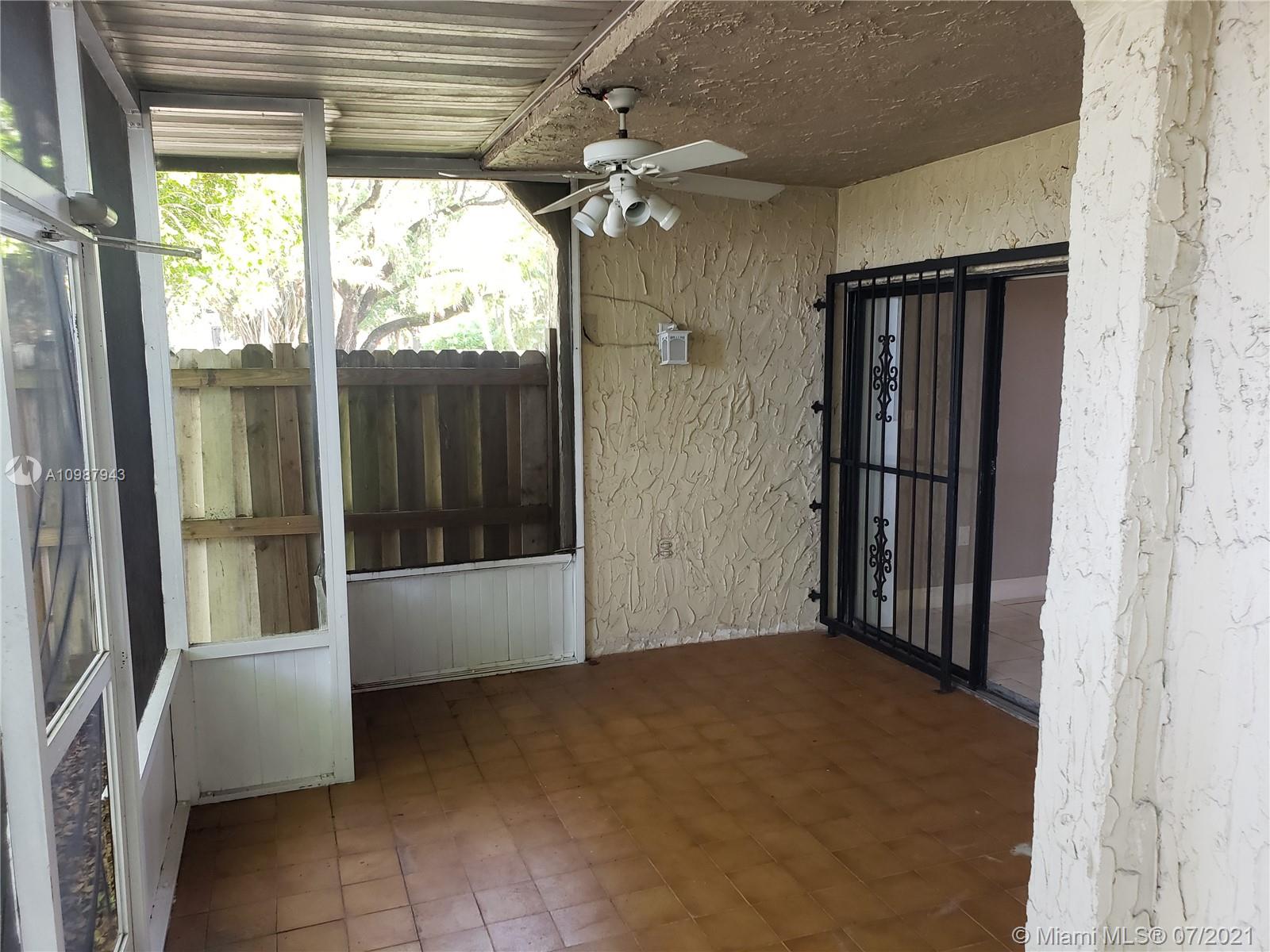 SPANISH VILLAS CONDO - Residential