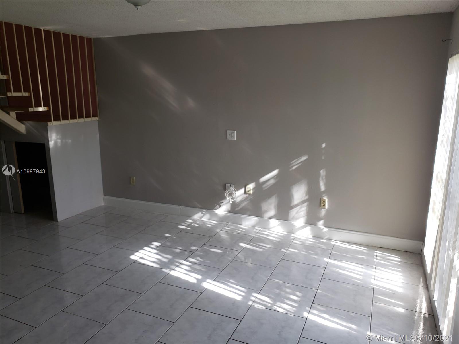 SPANISH VILLAS CONDO - Residential