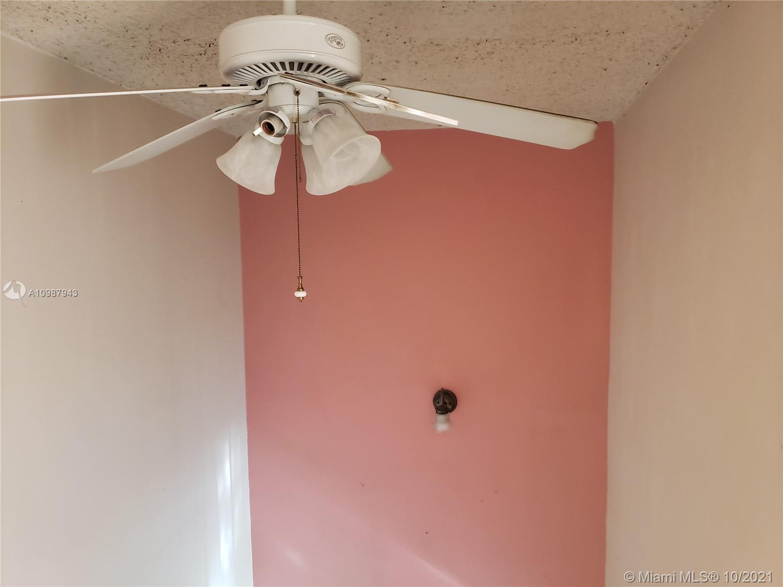 SPANISH VILLAS CONDO - Residential