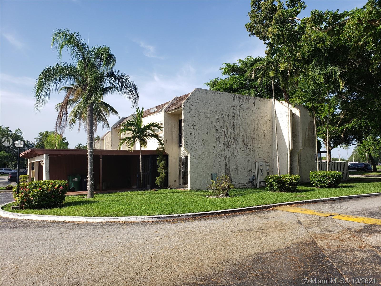 SPANISH VILLAS CONDO - Residential