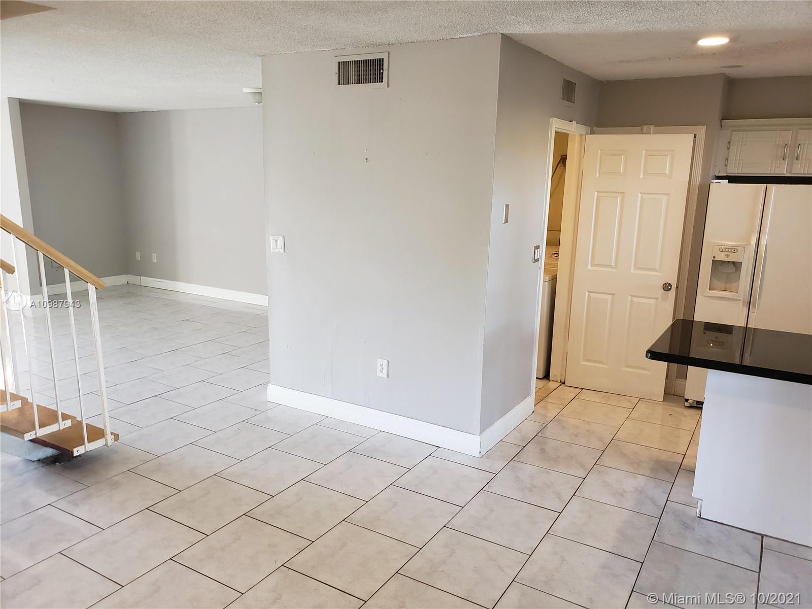 SPANISH VILLAS CONDO - Residential