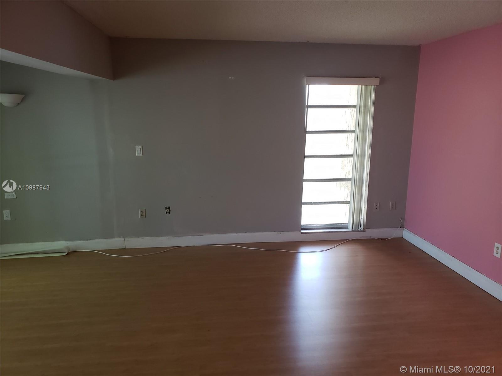 SPANISH VILLAS CONDO - Residential