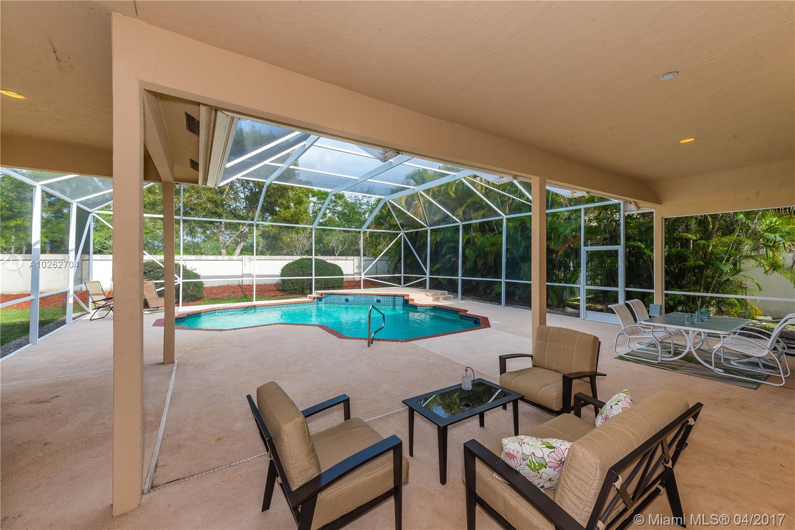 BOCA FALLS- THE ESTATES - Residential