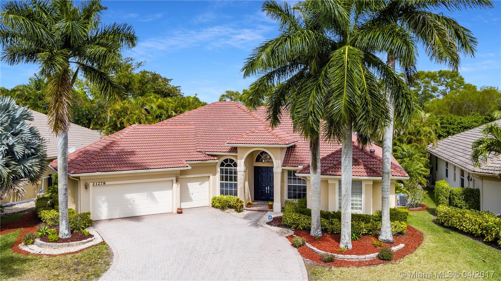 BOCA FALLS- THE ESTATES - Residential