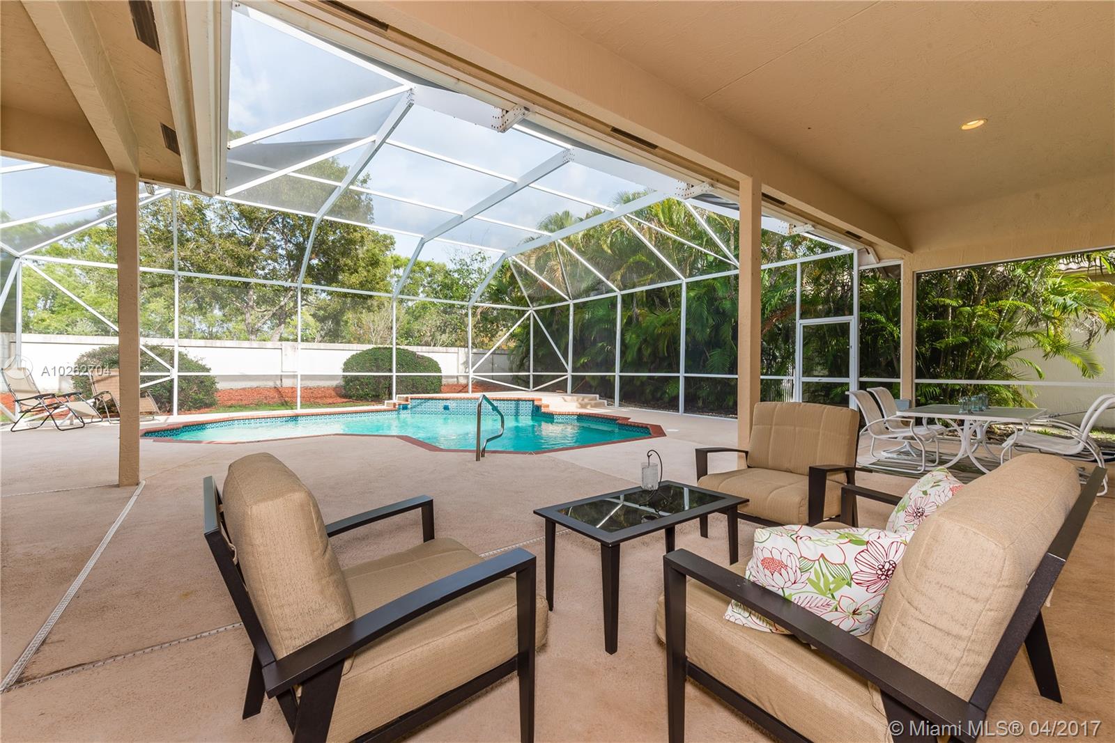 BOCA FALLS- THE ESTATES - Residential