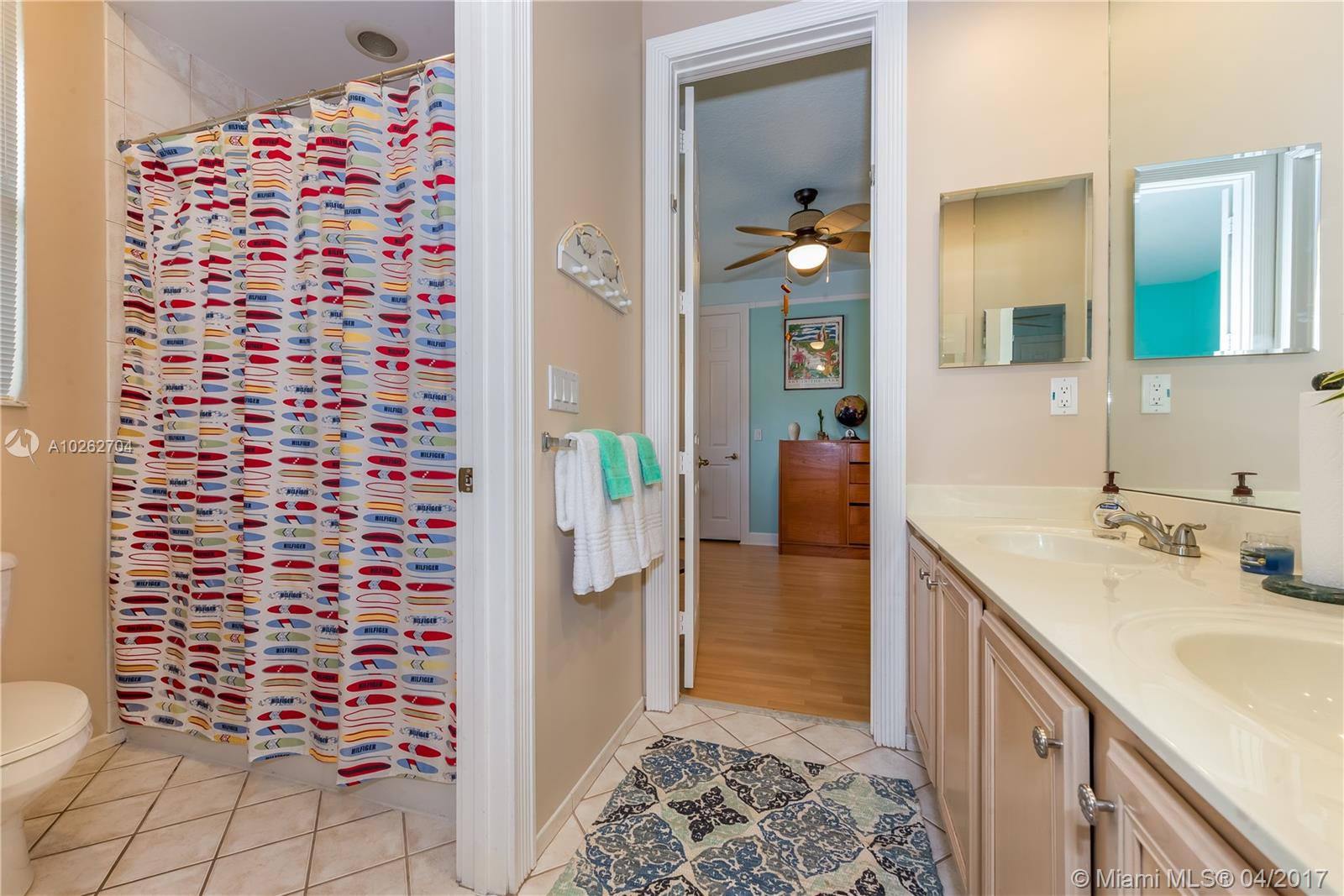 BOCA FALLS- THE ESTATES - Residential