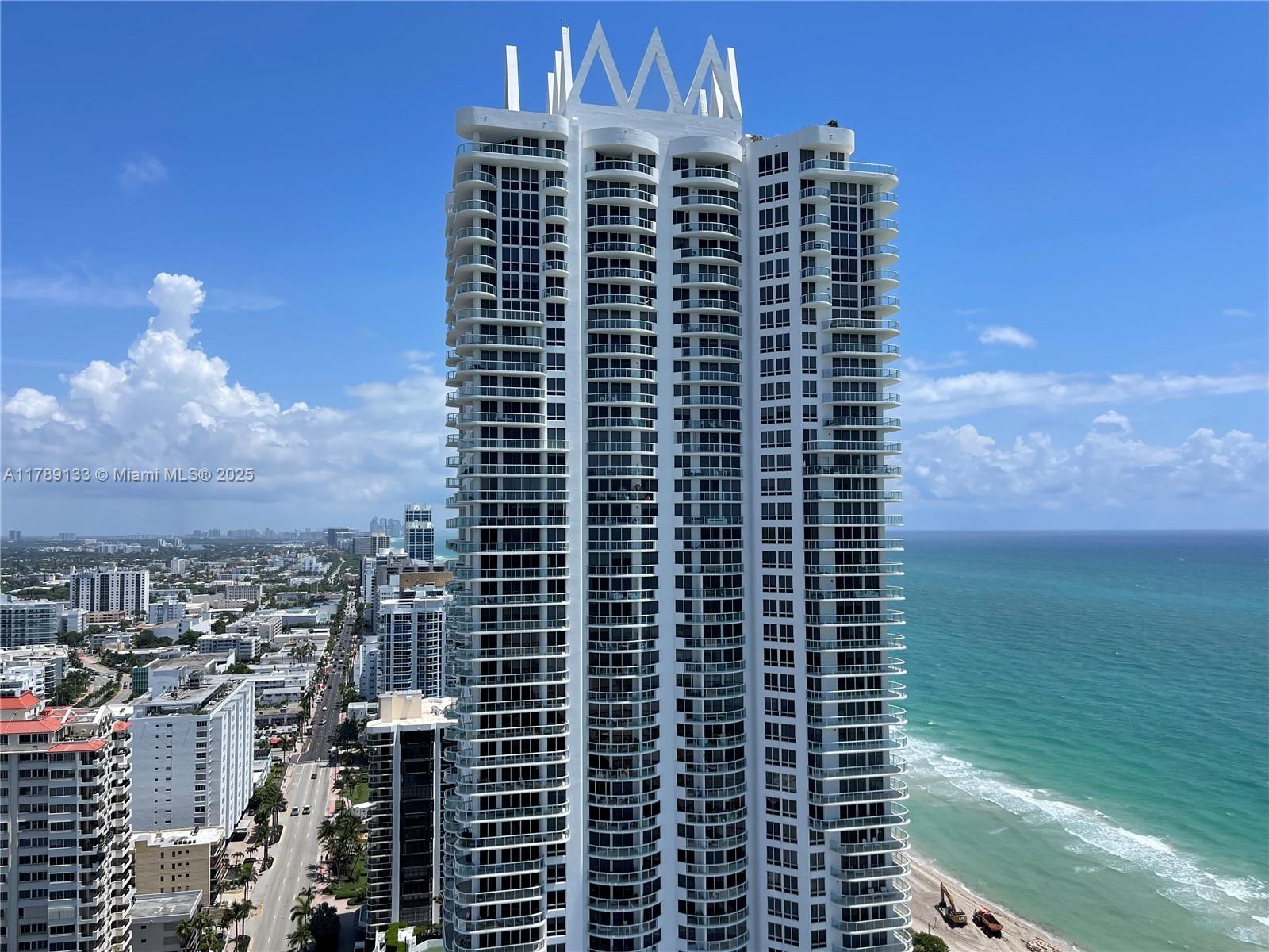 6365 Collins Ave 3704