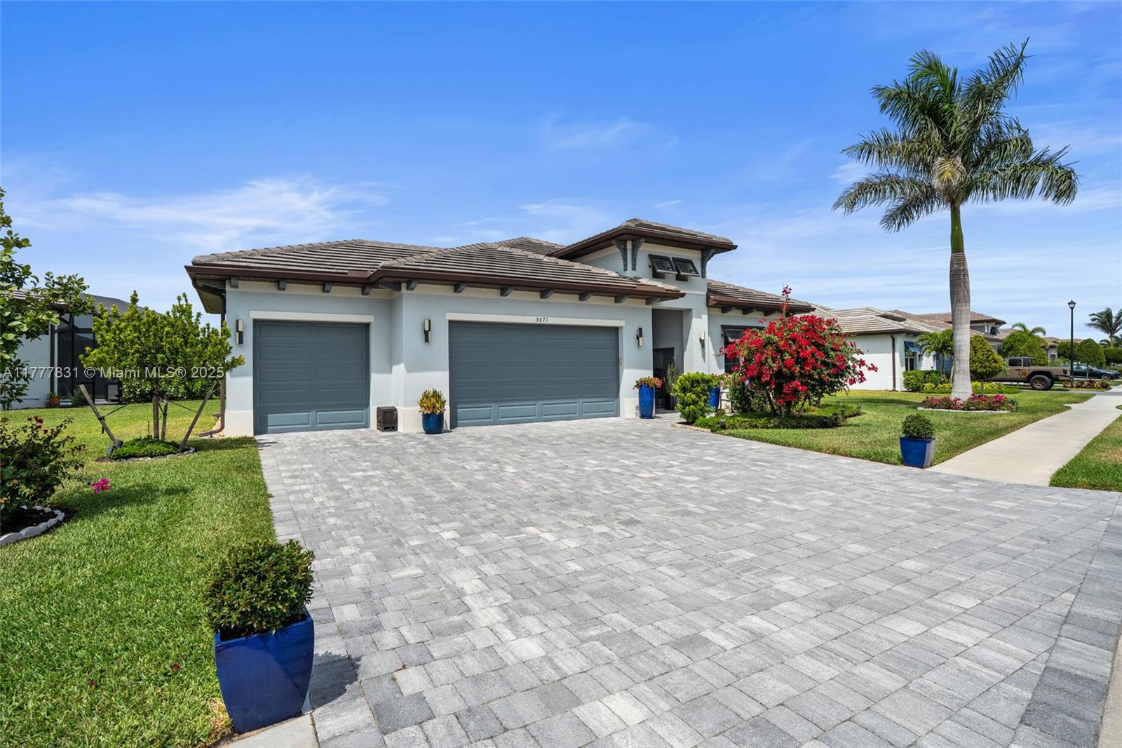 3671 Sapphire Cove
