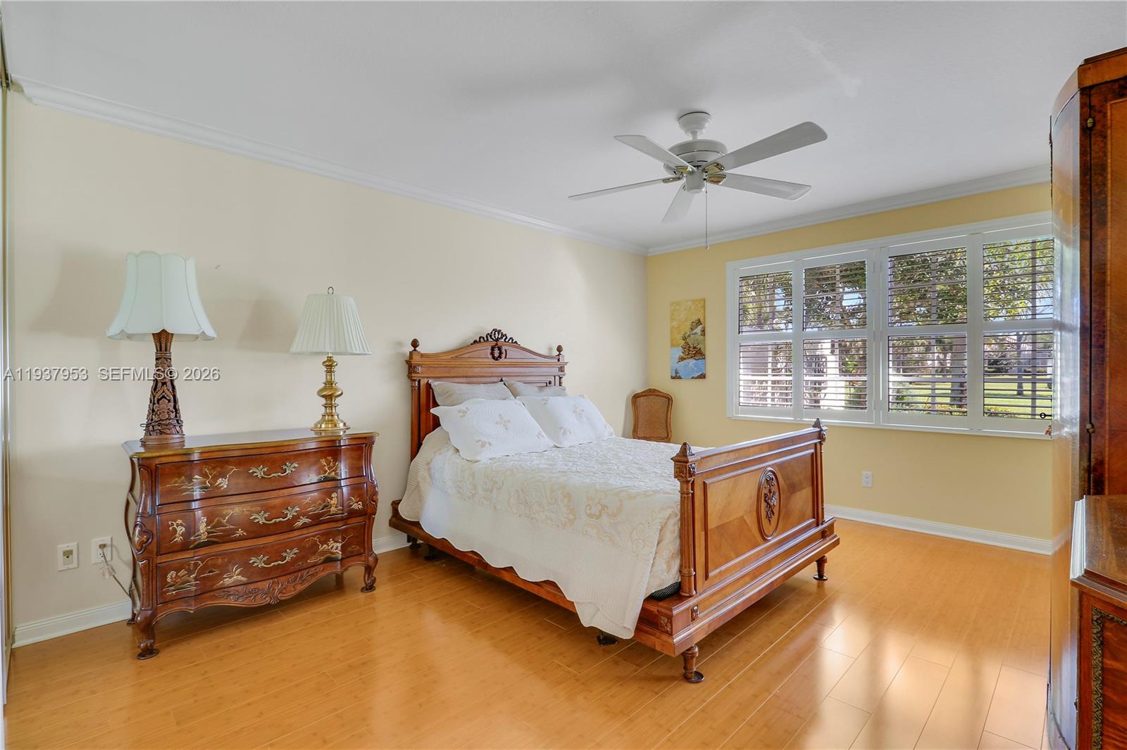 DOUBLE TREE - Residential